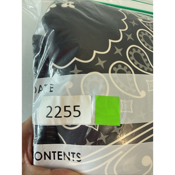 Guapi Mens Limited Edition Faux Leather Jogger cargo Pants AOP Paisley 30 x 31 - Picture 11 of 11